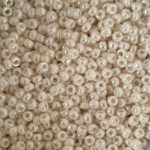 Rocailles Miyuki 11/0 - Ceylon Antique Ivory Pearl - 11-592