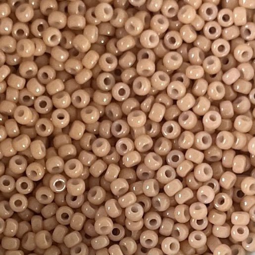 Rocailles Miyuki 11/0 - Opaque Luster Tan - 11-597