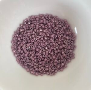 Delica Miyuki 11/0 - Opaque Luster Luster Mauve - DB265