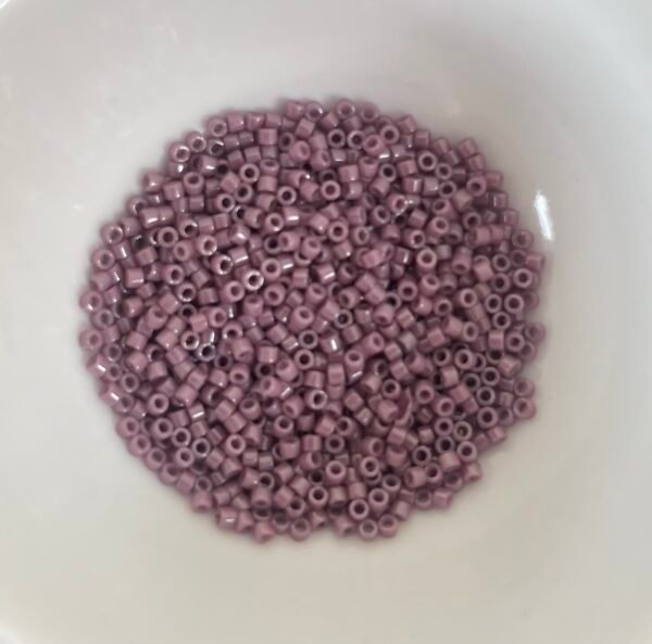 Delica Miyuki 11/0 - Opaque Luster Luster Mauve - DB265