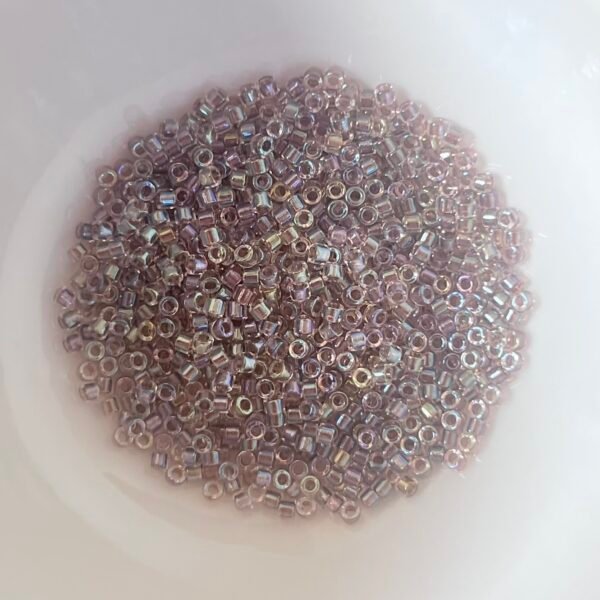 Delica Miyuki 11/0 - Fancy Lined Sand - DB2395