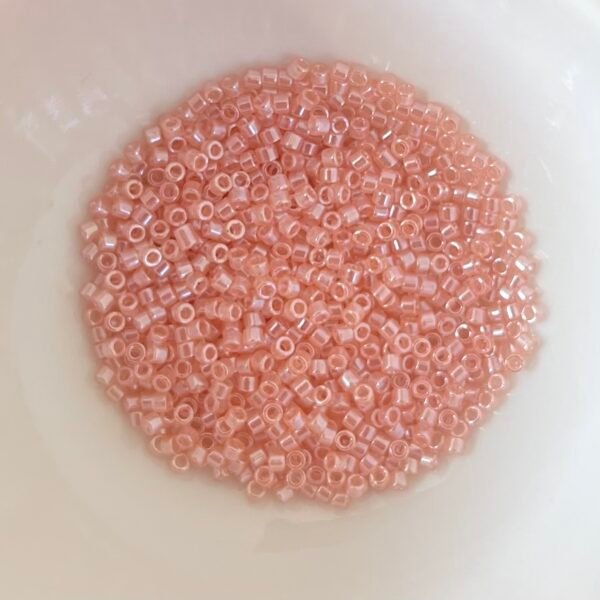 Delica Miyuki 11/0 - Transparant Luster Shell Pink - DB106/1