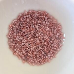 Delica Miyuki 11/0 - Sparkling Lined Vintage Rose - DB988