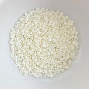 Delica Miyuki 11/0 - Opaque Light Buttercream - DB2401