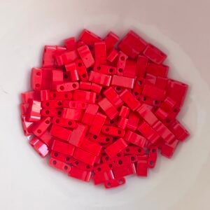 Half-Tila Miyuki - Opaque Red - HTL408