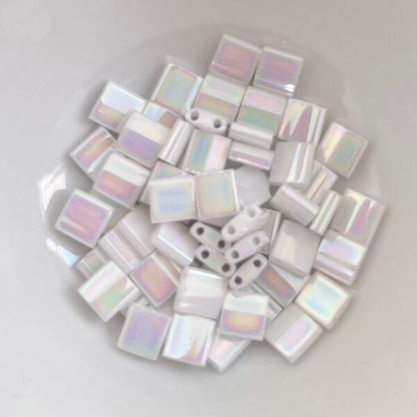 Tila Miyuki - White Lined ab White Pearl - TL471