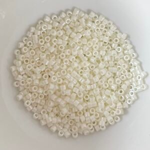 Delica Miyuki 11/0 - Ceylon Light Buttercream - DB2402