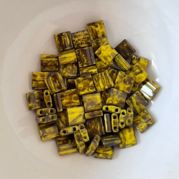 Tila Miyuki - Opaque Picasso Dark Yellow - TL4519